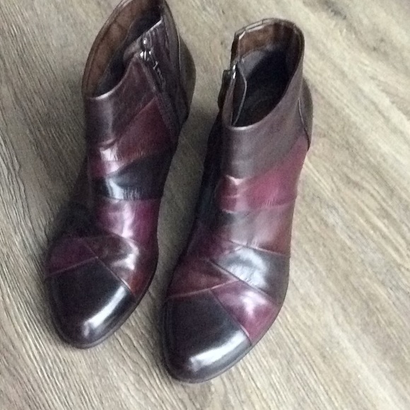 Leather patchwork booties - Picture 2 of 3